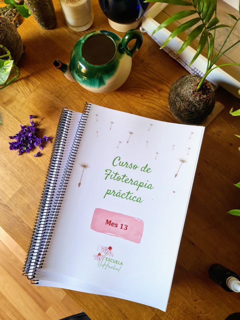 Apuntes impresos del curso de Fitoterapia práctica avanzado de Escuela herbal.